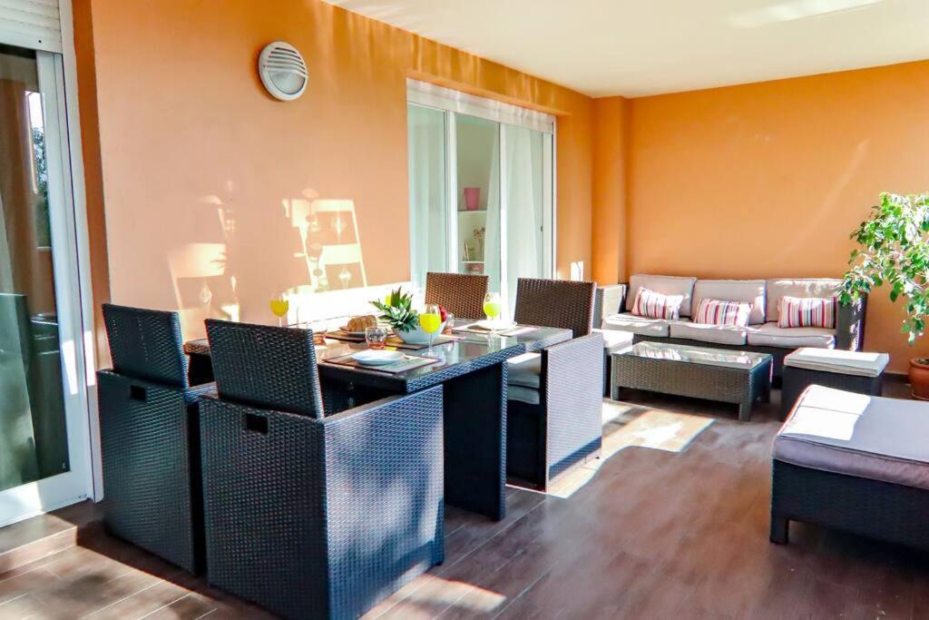Oleholidays H. San Manuel 600 Mts. A La Playa Marbella Zewnętrze zdjęcie